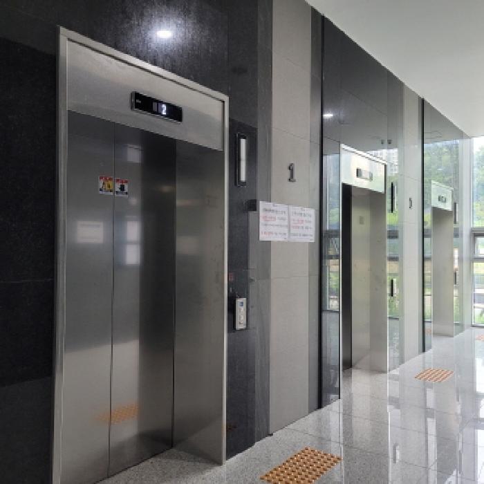 승강기 전경