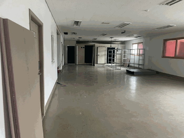 기호 4 2층 내부 전경