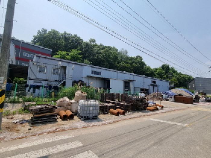 1동(사진우측) 및 2동(사진 좌측)