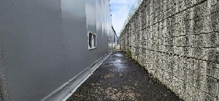 제시외 천막구조물 후면