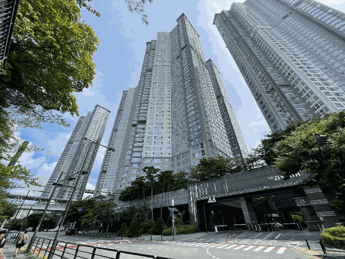 본건 소재 건물 전경