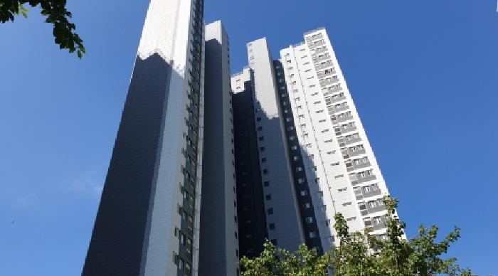 102동 건물 전경
