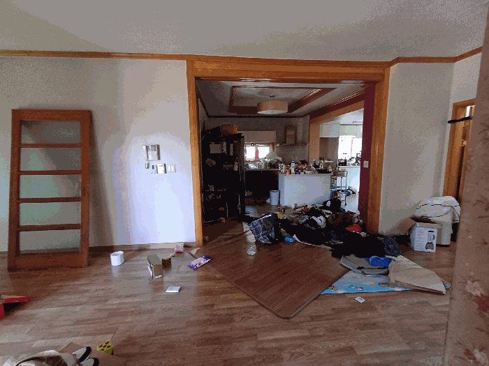 본건 건물(기호1) 1층 내부