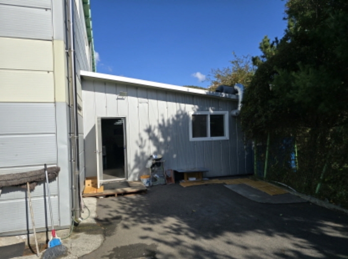 상덕리 289-12
제시외건물(공장옆창고)