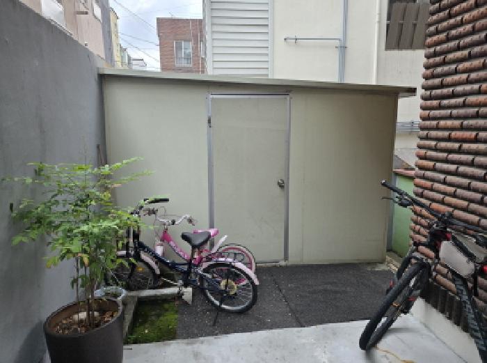 1층 내 제시외 판넬창고 사진