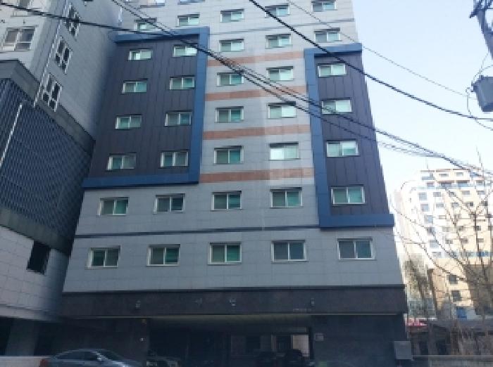 건물 전체 전경