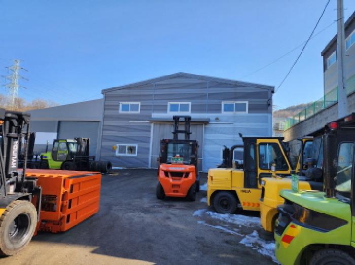 제1동 공장건물 전경(출입구에서 우측)