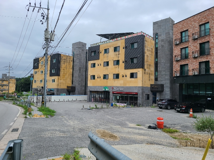 일련번호(1,2) 전경(남서측에서 촬영)