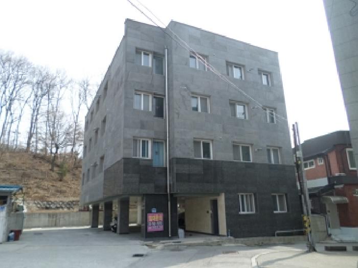 이 사건 토지 및 건물