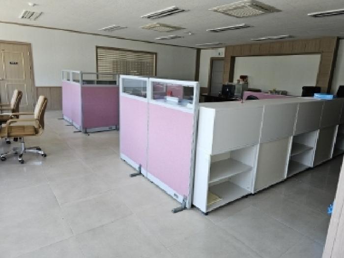 기호4번 2층 내부