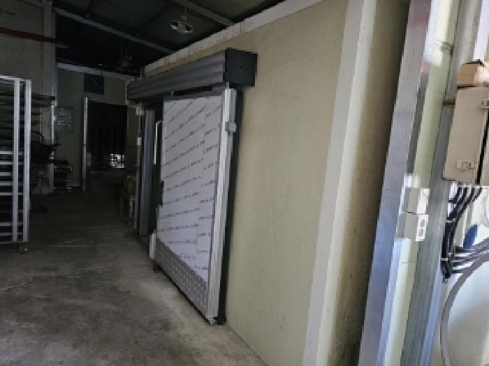 본건 제시 외 건물 내부