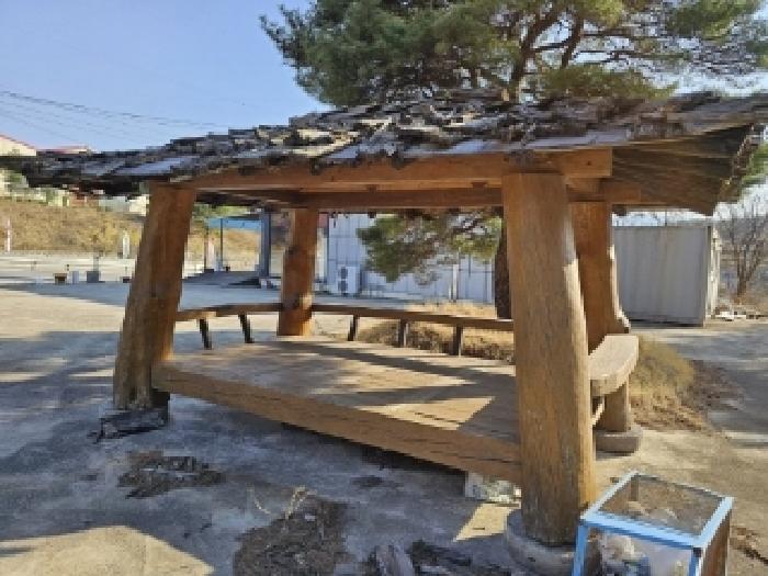 본건 제시 외 건물(정자)