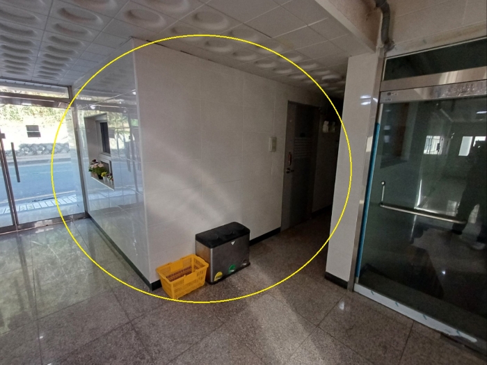 일련번호(2) 건축물대장상 2층,
102호(공부상 관리실)