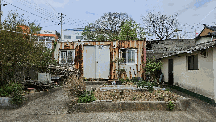 토지 지상 컨테이너 1기 사진