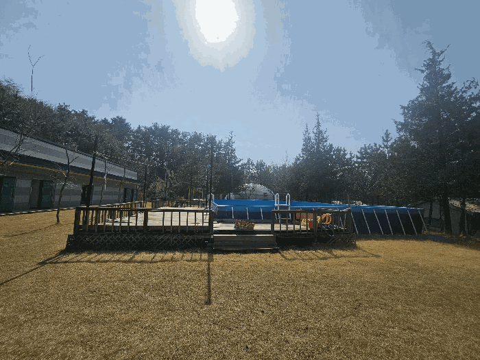 제시외물건㉡(이동식 수영장)