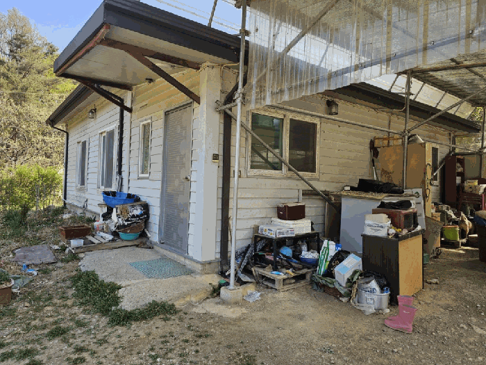 일련번호(3) 및 제시외 건물(ㄹ) 전경