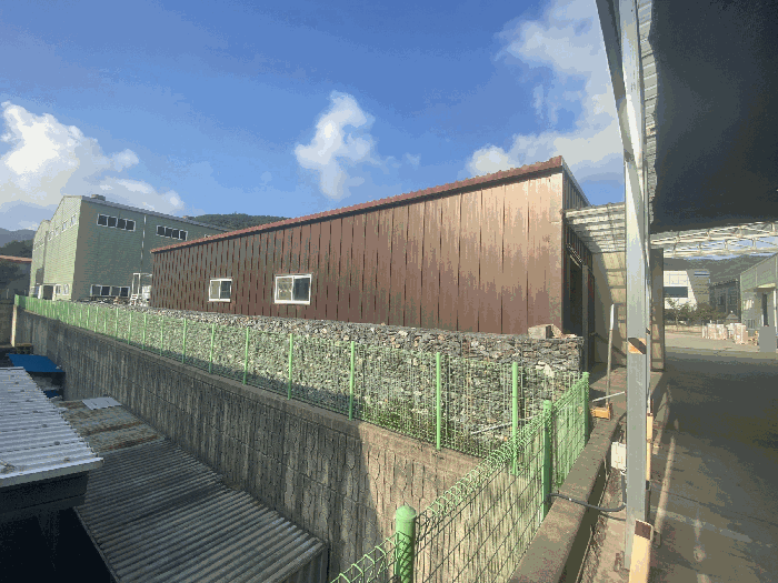 본건 기호 2 건물 근접사진