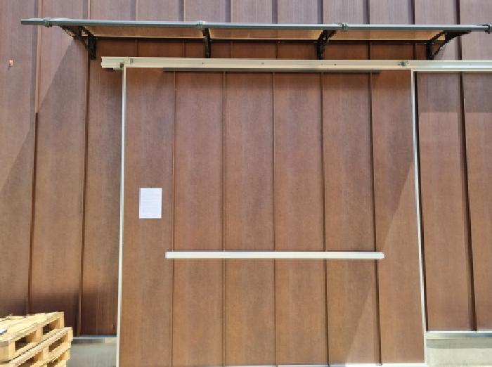 목록2 건물 안내문 부착(서쪽 문)