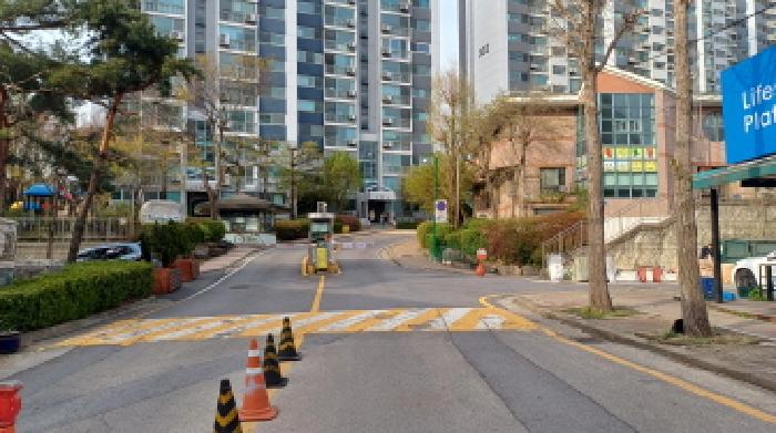 아파트 출입구