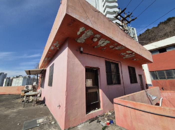 3번 목록 3층 출입문