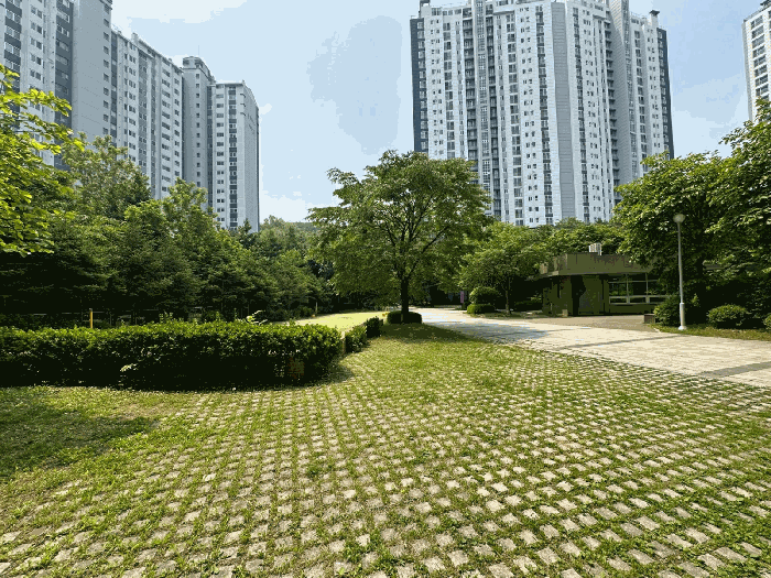 대상물건 단지 내 전경