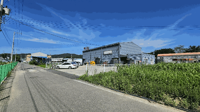 본건 및 주변전경
(동측에서 촬영)