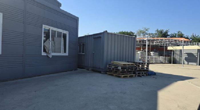 제시외 콘테이너동의 전경