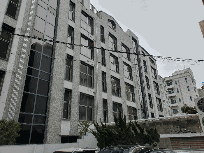 본건소재 레졸루