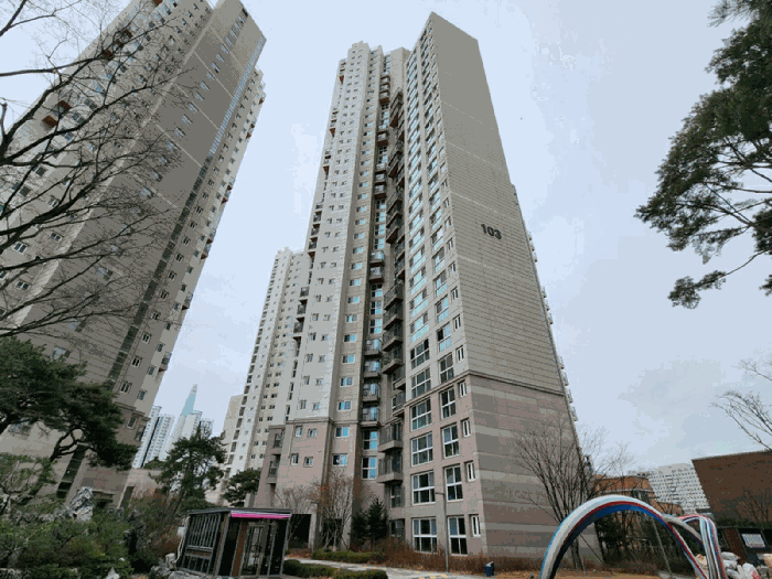 본건 건물 전경