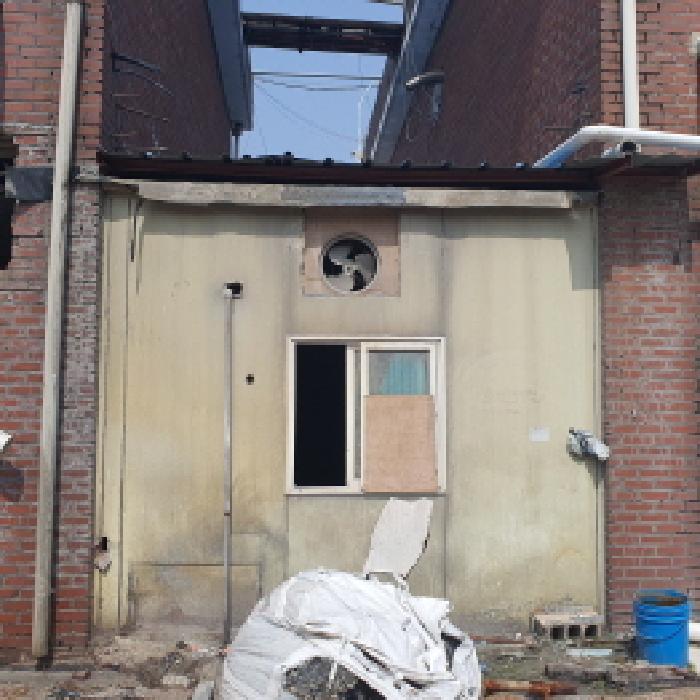 제시외 건물 28(A동B동 사이 연결된 부속건물)