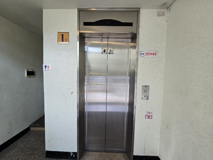 기호(2) 1층 내부 EV 전경