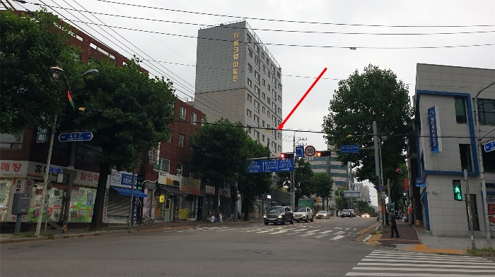 주위환경(남서측에서 촬영)