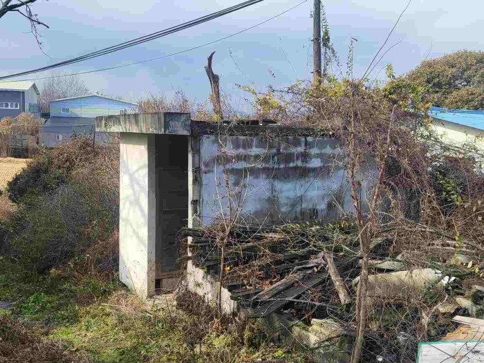 제시 목록 3 부동산 전경(제시 외 시설물)