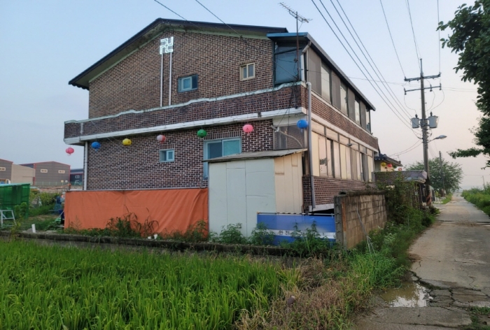 기호1(농가주택) 및 제시외㉠㉡