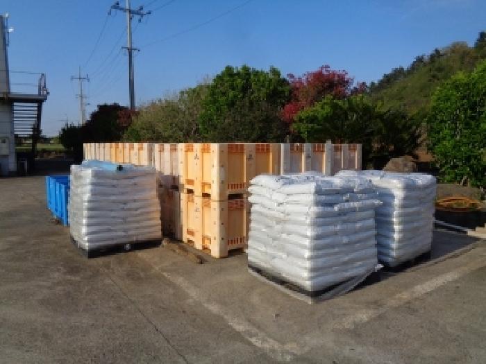 소재지 1.(일과리 378) 야적되어 있는 자재부분 전경