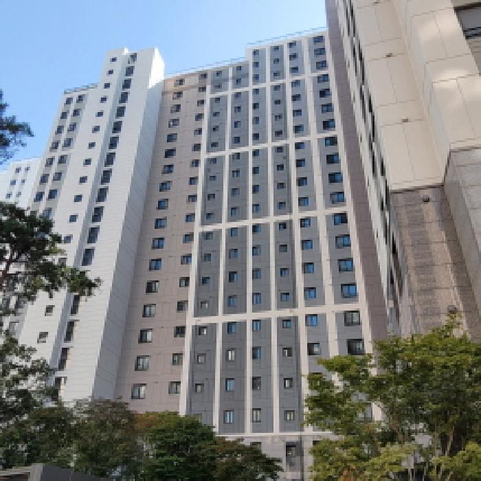 본건 건물 전경