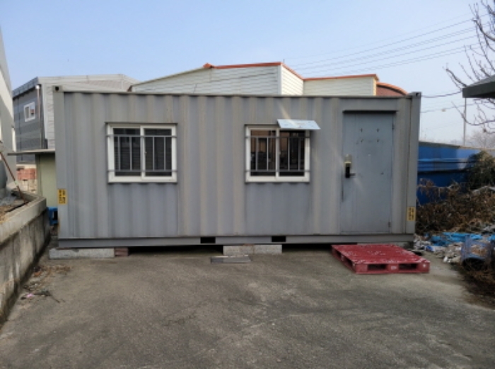 목록 1. 토지내에 소재하는 제시외 컨테이너 1동