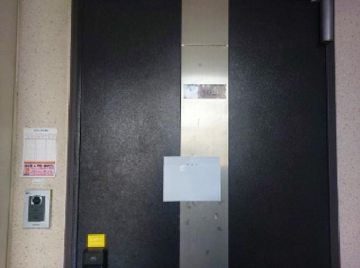 세대 출입문 전경