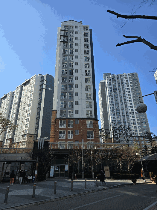 본건 동남측에서 촬영