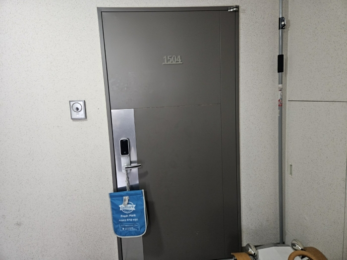 기호(가) 출입문 전경