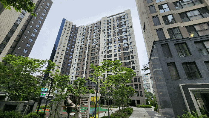 본건 건물 전경