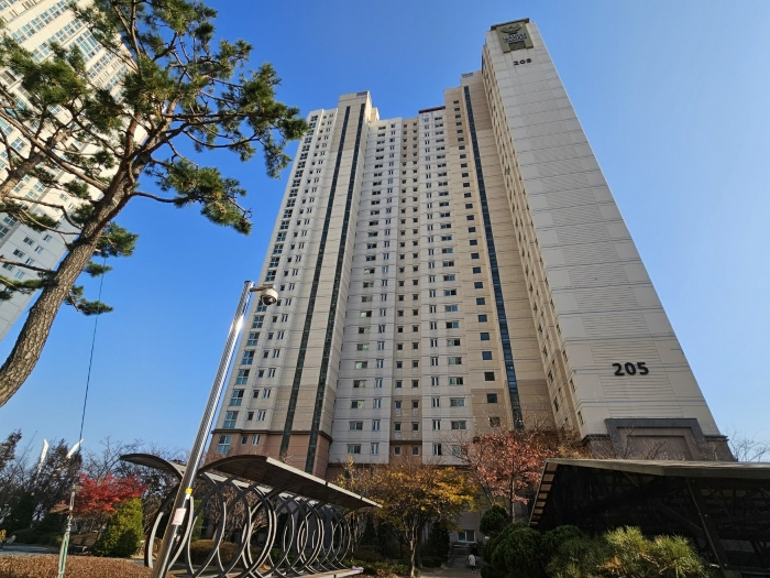 [본건 전경] 본건 북서측에서 촬영