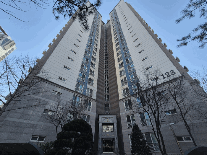 본건 건물 전경