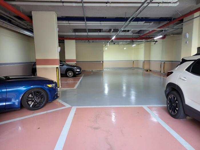 건물 내부 주차