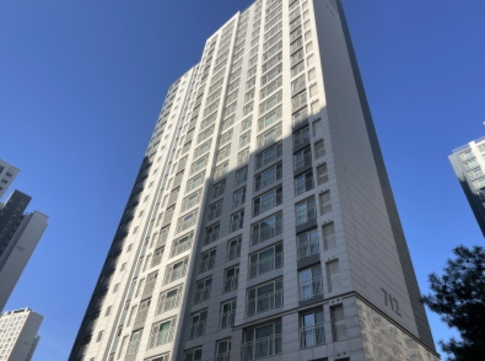 미사강변센트리버 아파트 712동 전경