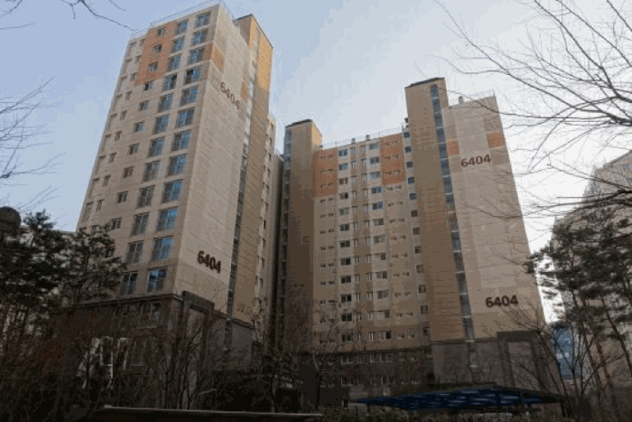 6404동