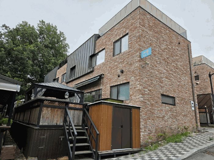 본건 건물 전경