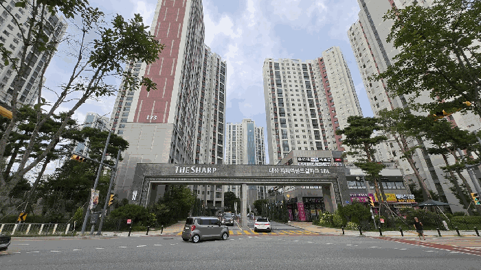 본건 단지 출입구