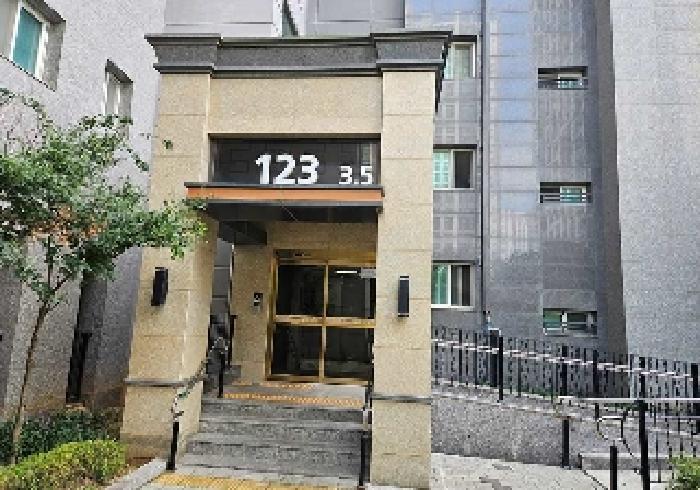 공동 출입구 전경 