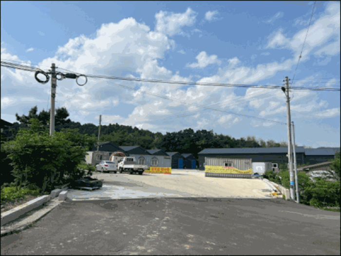 【 본 건 전 경 】